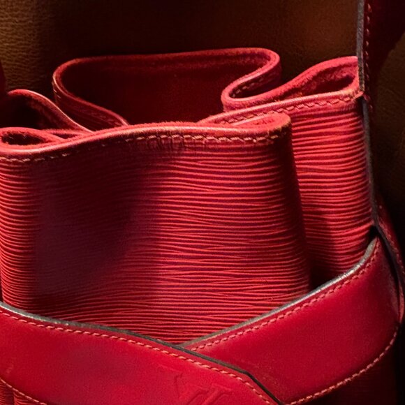 LOUIS VUITTON Epi Sac Depaule GM Shoulder Bag Red M80207 LV Auth 131025 - Picture 8 of 16